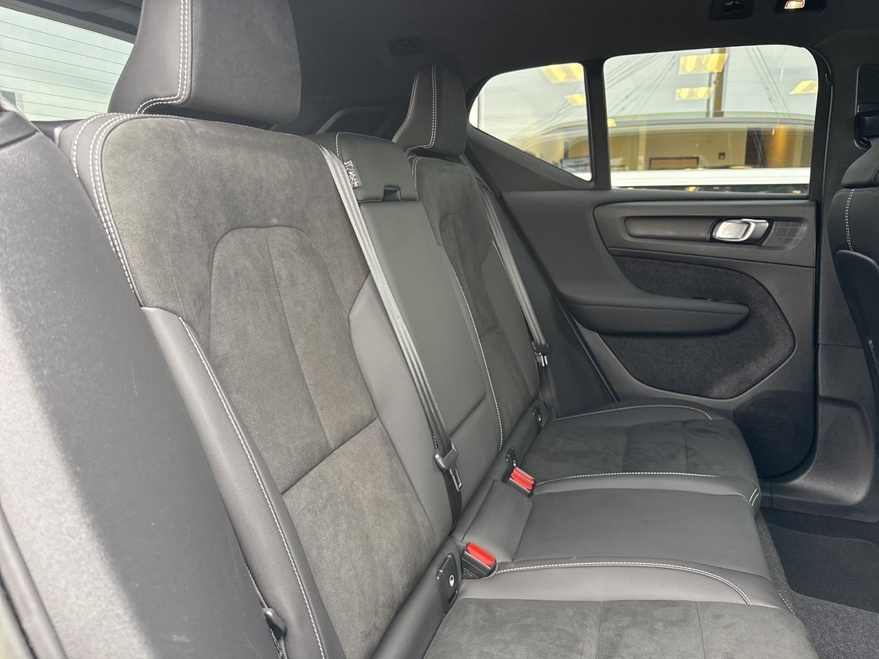 2023 Volvo XC40 Recharge Pure Electric Ultimate Bend OR