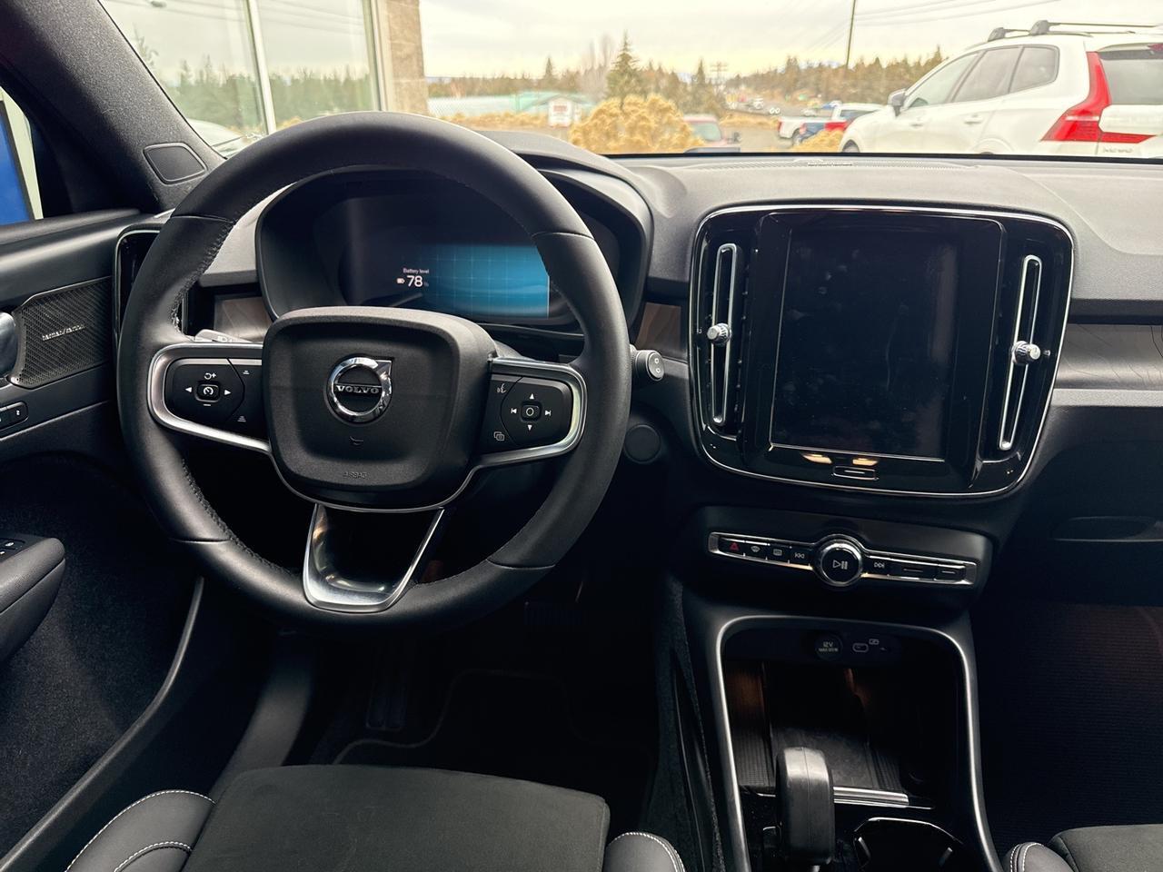 2023 Volvo XC40 Recharge Pure Electric Ultimate Bend OR