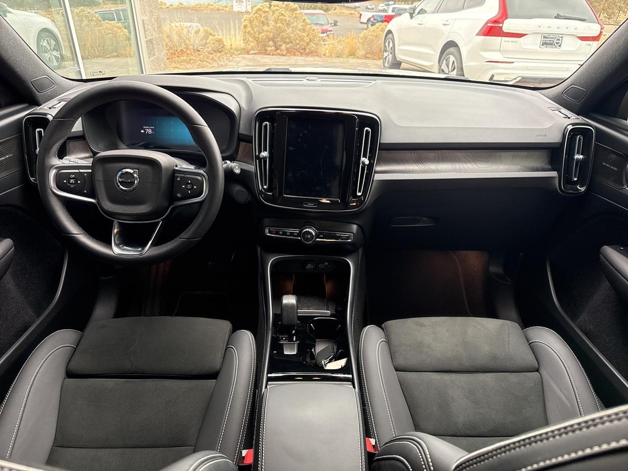 2023 Volvo XC40 Recharge Pure Electric Ultimate Bend OR