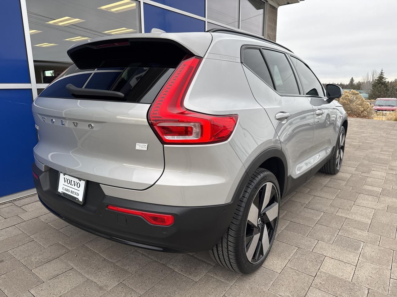 2023 Volvo XC40 Recharge Pure Electric Ultimate Bend OR