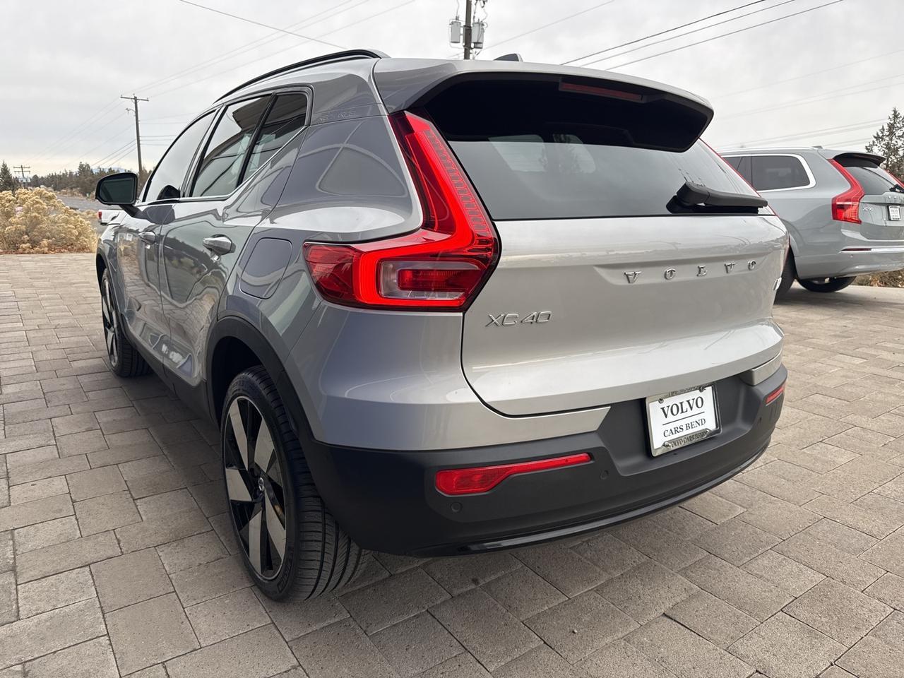 2023 Volvo XC40 Recharge Pure Electric Ultimate Bend OR