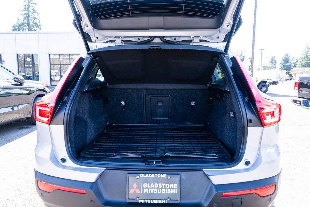 2023 Volvo XC40 Recharge Pure Electric Ultimate Milwaukie OR