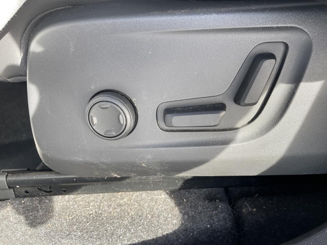 2023 Volvo XC40 Recharge Pure Electric Ultimate Springfield VA