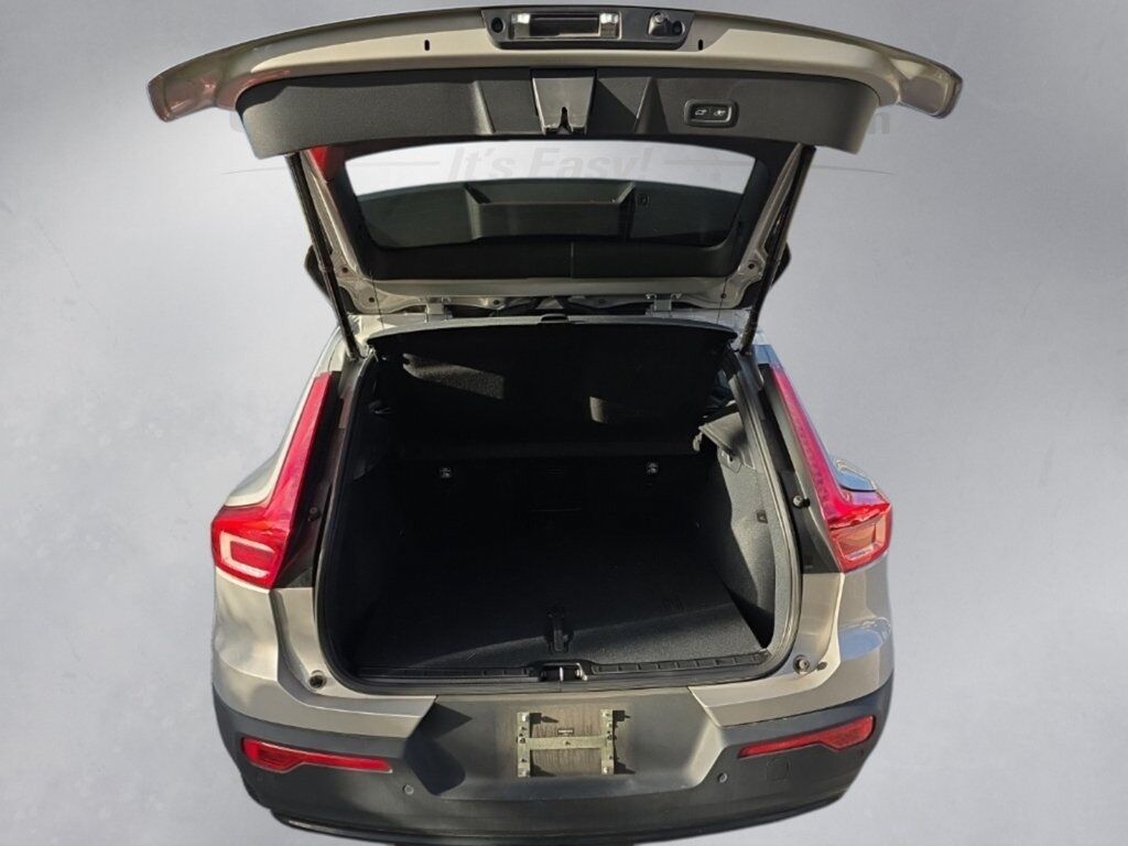 2023 Volvo XC40 Recharge Pure Electric Ultimate Hunt Valley MD