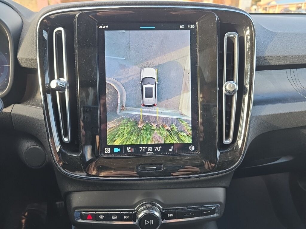 2023 Volvo XC40 Recharge Pure Electric Ultimate Hunt Valley MD