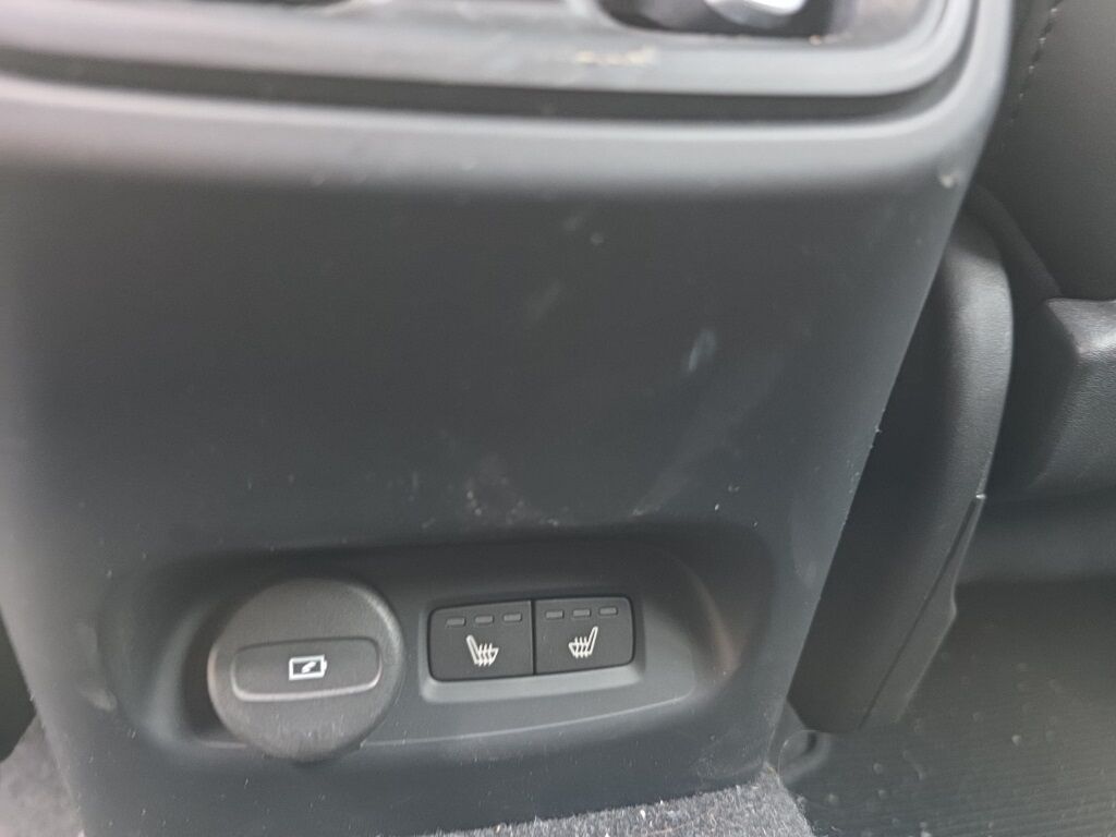 2023 Volvo XC40 Recharge Pure Electric Ultimate Hunt Valley MD