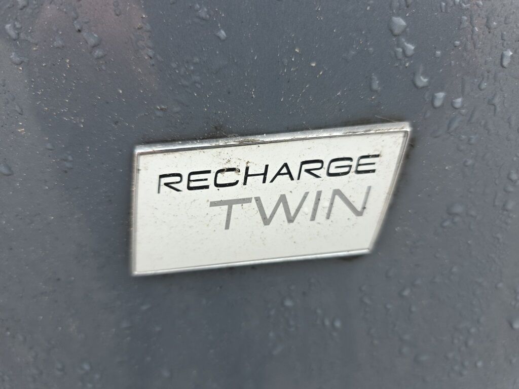 2023 Volvo XC40 Recharge Pure Electric Ultimate Hunt Valley MD