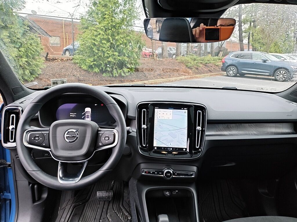 2023 Volvo XC40 Recharge Pure Electric Ultimate Hunt Valley MD