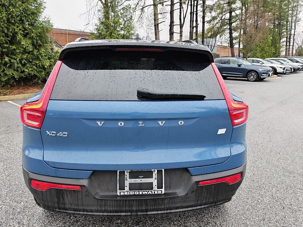 2023 Volvo XC40 Recharge Pure Electric Ultimate Hunt Valley MD