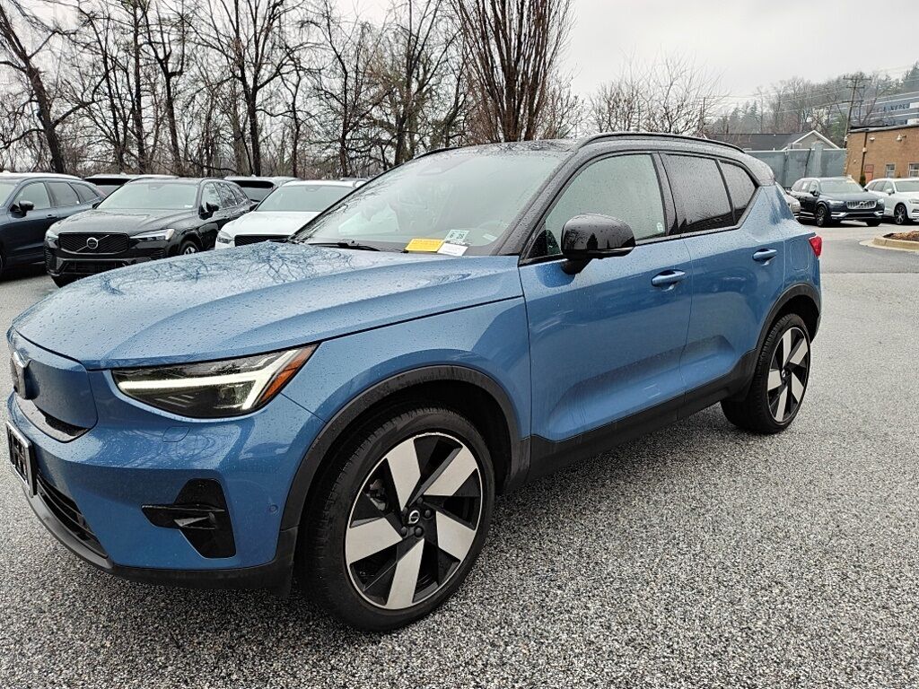 2023 Volvo XC40 Recharge Pure Electric Ultimate Hunt Valley MD