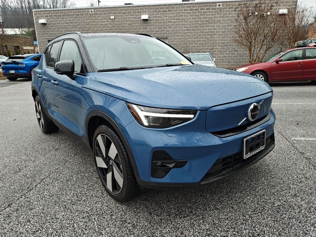2023 Volvo XC40 Recharge Pure Electric