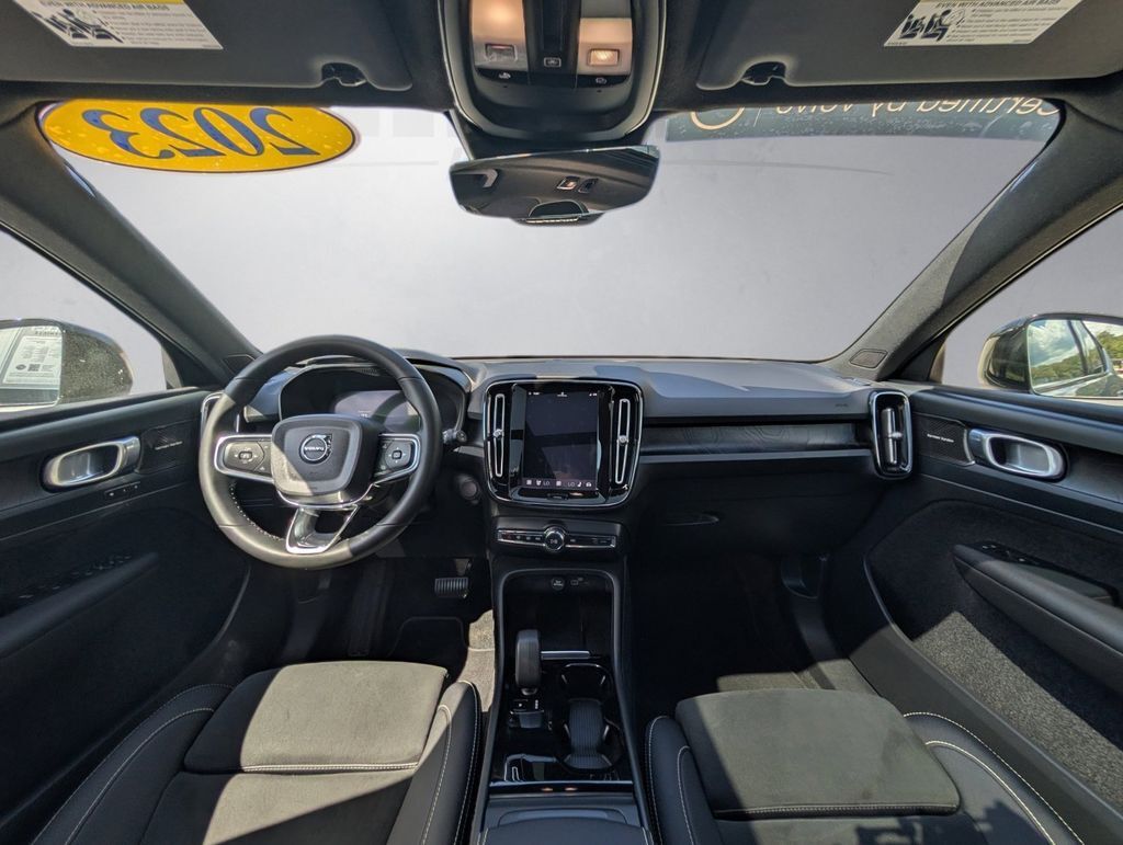 2023 Volvo XC40 Recharge Pure Electric Ultimate Hunt Valley MD