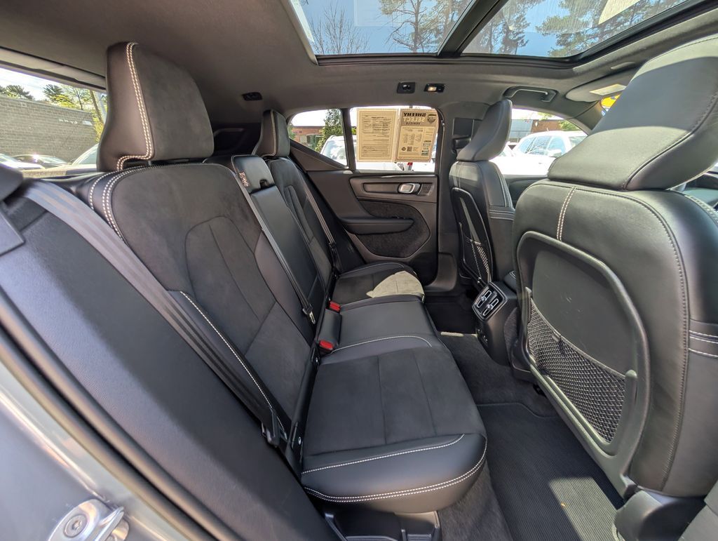 2023 Volvo XC40 Recharge Pure Electric Ultimate Hunt Valley MD