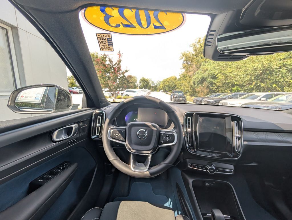 2023 Volvo XC40 Recharge Pure Electric Ultimate Hunt Valley MD