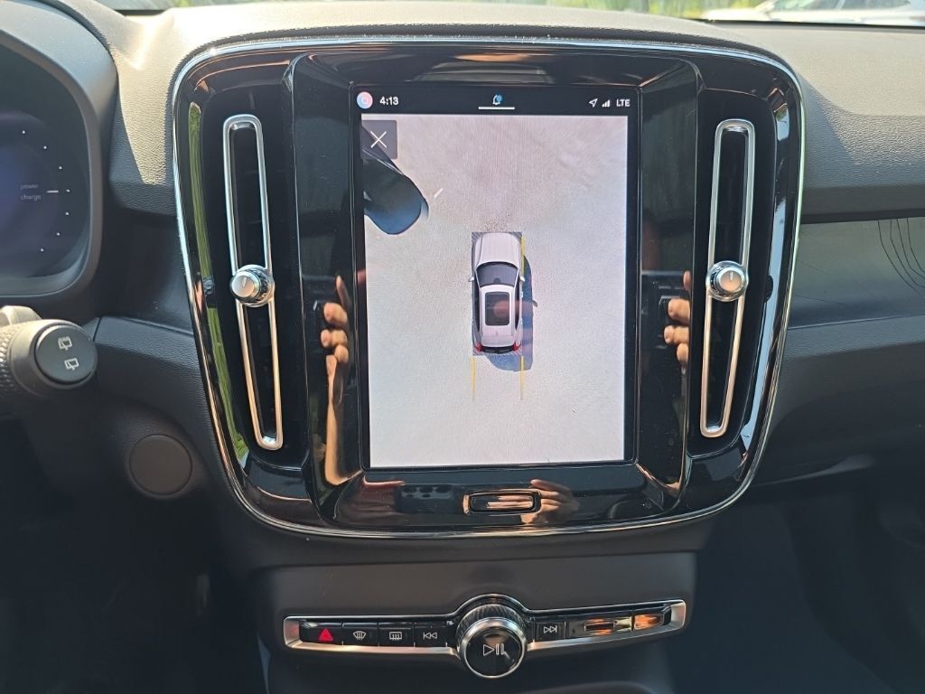 2023 Volvo XC40 Recharge Pure Electric Ultimate Hunt Valley MD