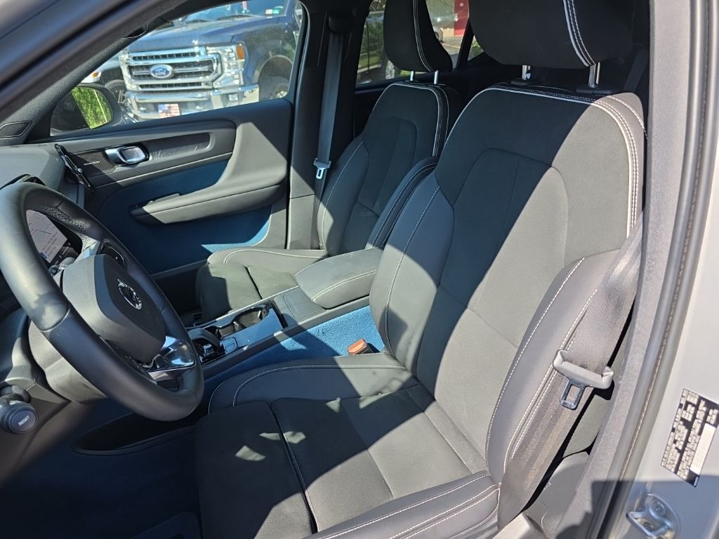 2023 Volvo XC40 Recharge Pure Electric Ultimate Hunt Valley MD