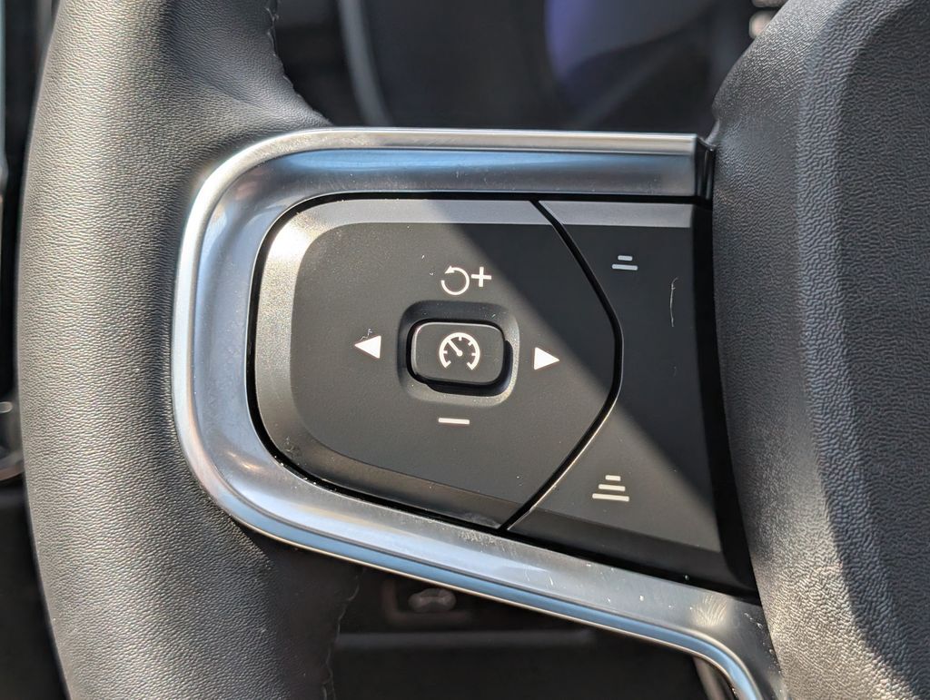 2023 Volvo XC40 Recharge Pure Electric Ultimate Hunt Valley MD