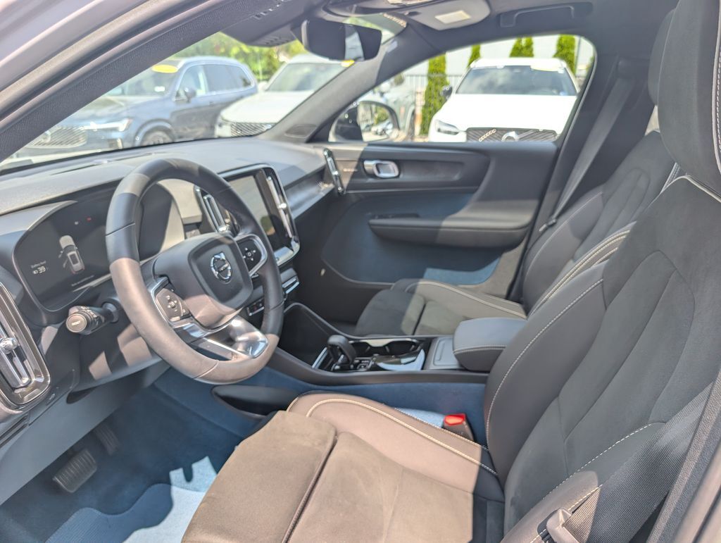 2023 Volvo XC40 Recharge Pure Electric Ultimate Hunt Valley MD
