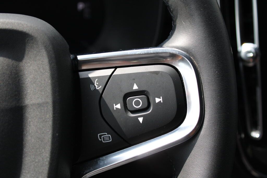 2023 Volvo XC40 Recharge Pure Electric Ultimate Hunt Valley MD