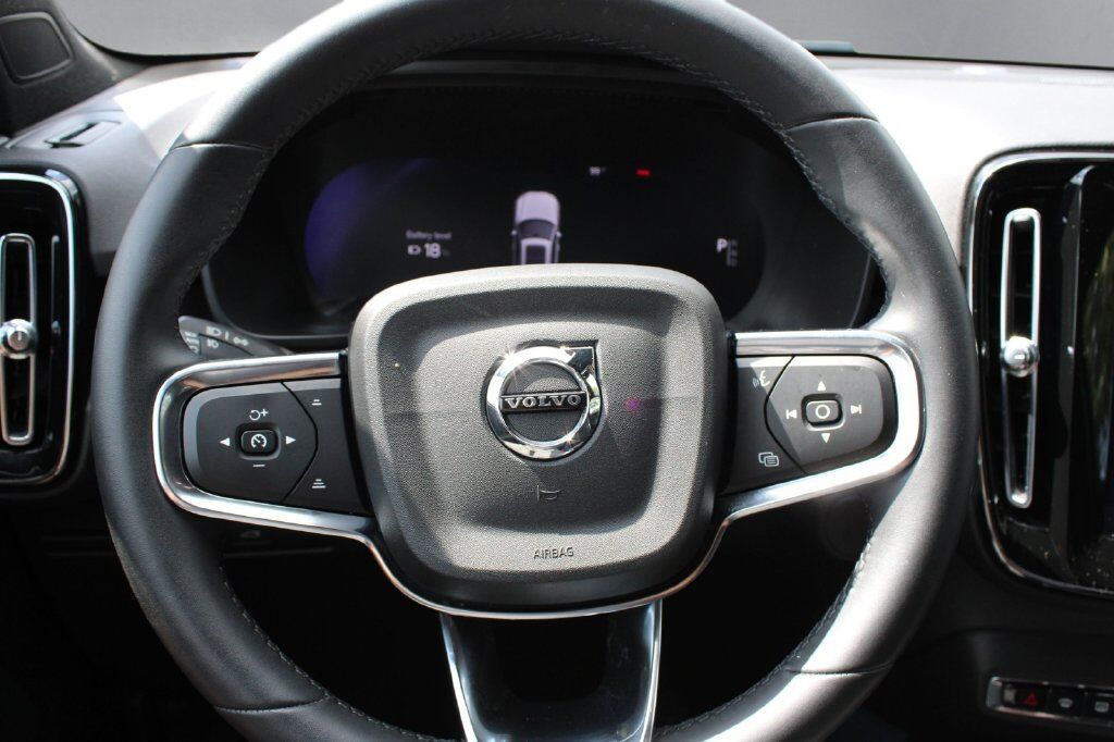 2023 Volvo XC40 Recharge Pure Electric Ultimate Hunt Valley MD
