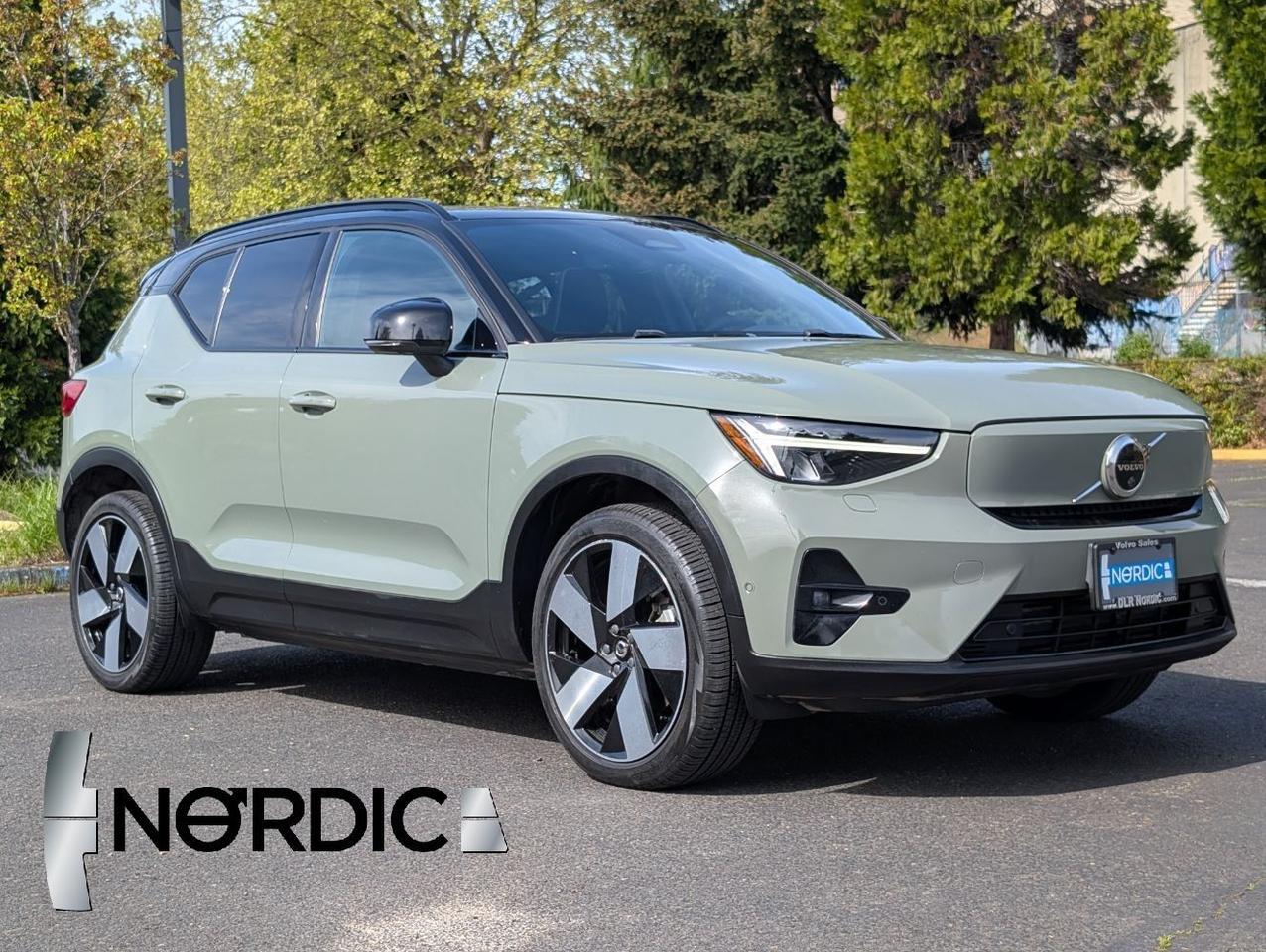 2023 Volvo XC40 Recharge Twin Motor AWD PLUS | 402hp, High Performance Audio *