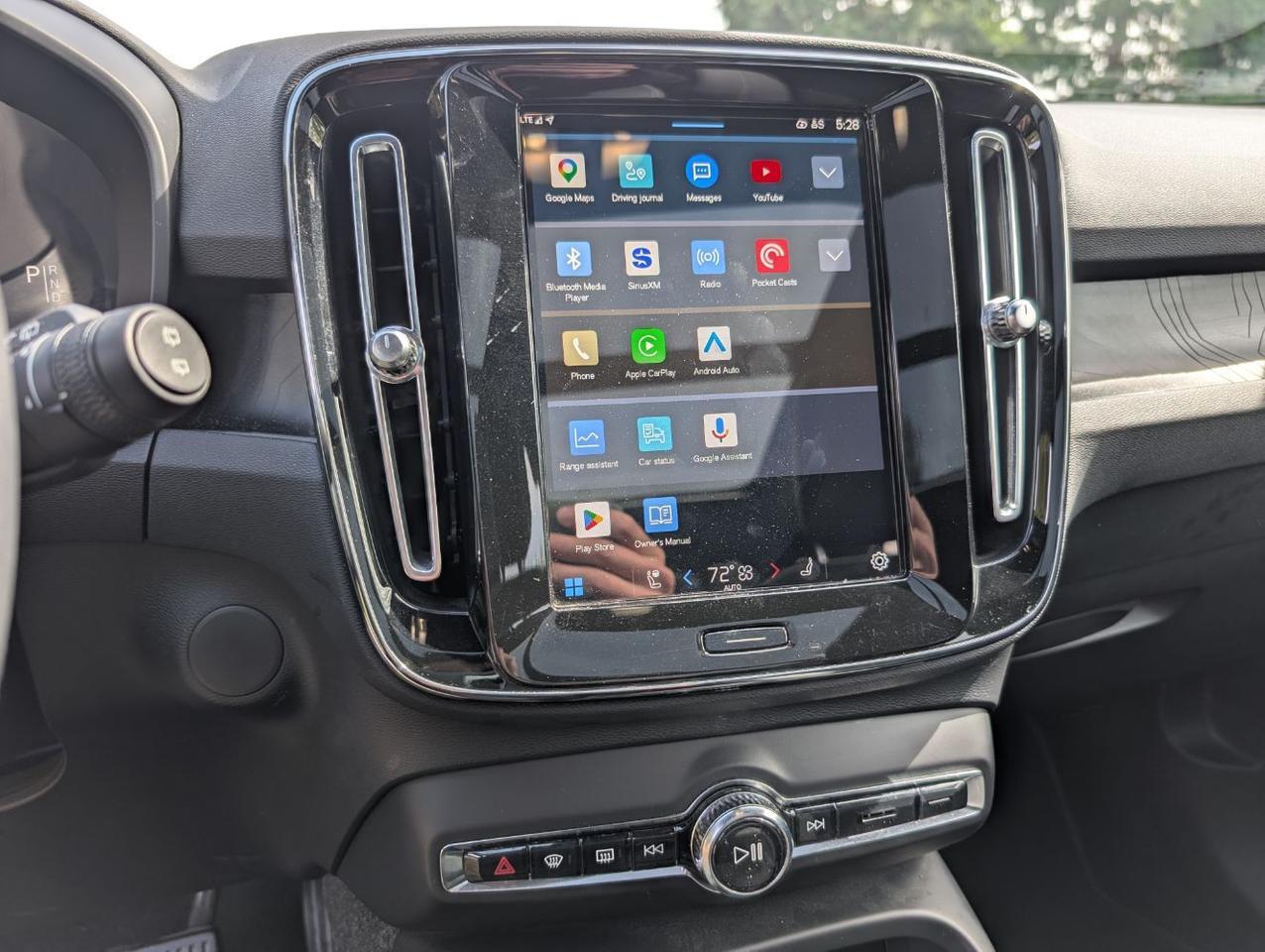 2023 Volvo XC40 Recharge Twin Motor AWD PLUS | 402hp, High Performance Audio, 360 Cam, 4 Heated Seats & Wheel Portland OR