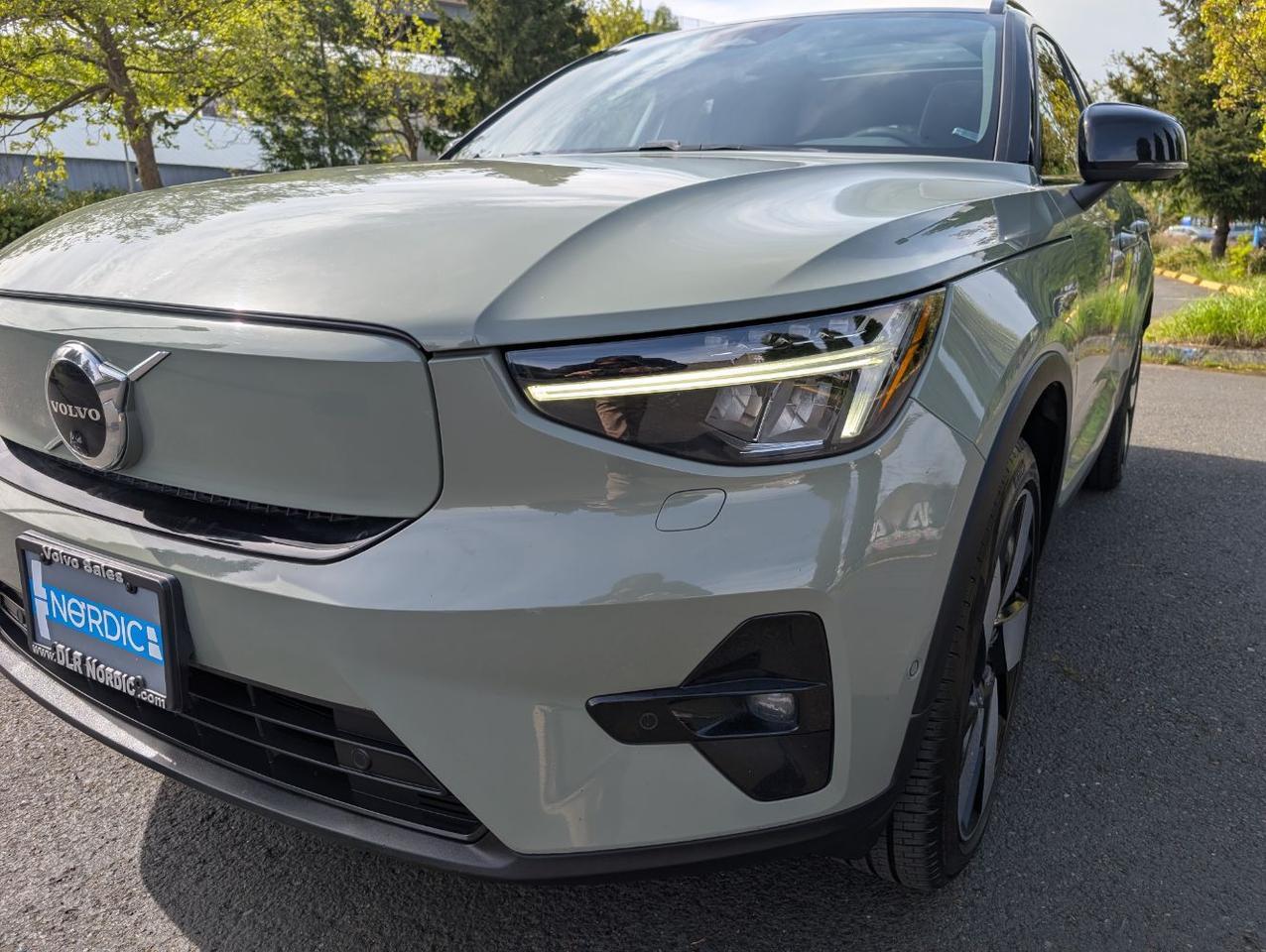 2023 Volvo XC40 Recharge Twin Motor AWD PLUS | 402hp, High Performance Audio, 360 Cam, 4 Heated Seats & Wheel Portland OR