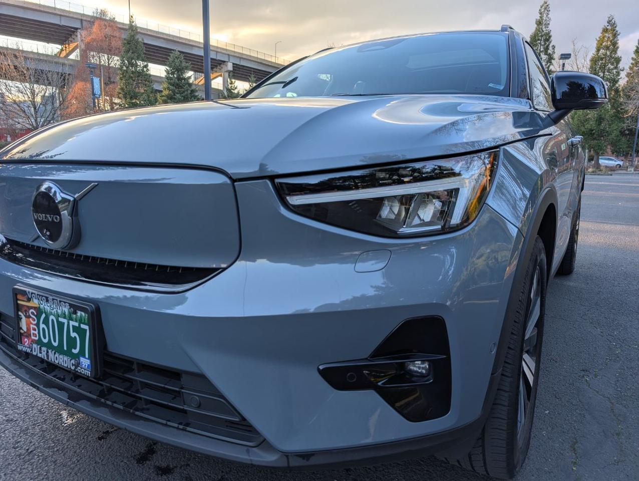 2023 Volvo XC40 Recharge Twin Motor AWD PLUS | 402hp, High Performance Audio, 360° Cam, 4 Heated Seats & Wheel Portland OR