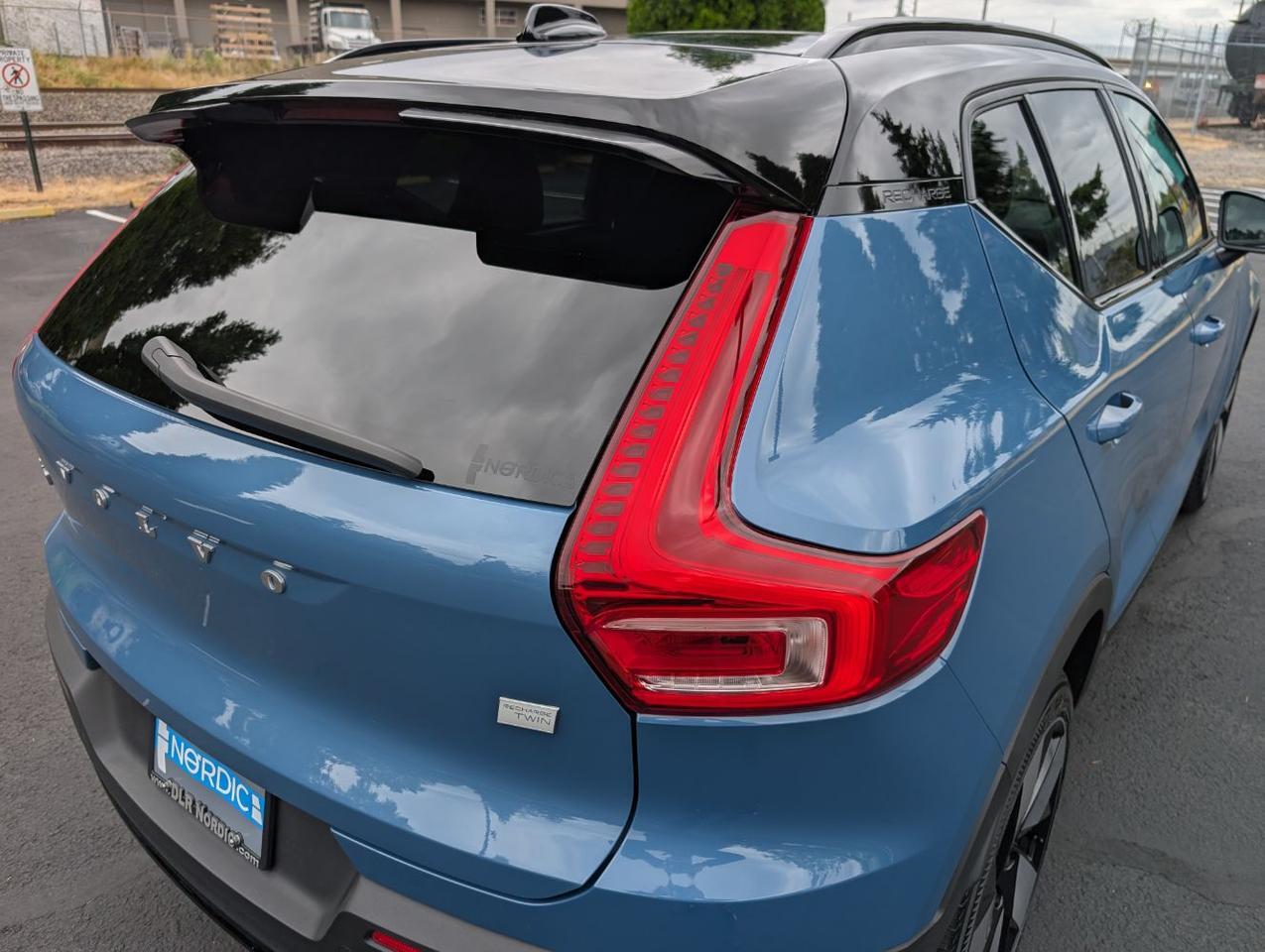 2023 Volvo XC40 Recharge Twin Motor ULTIMATE | 402hp, HK Premium Audio, Pilot Assist * Portland OR