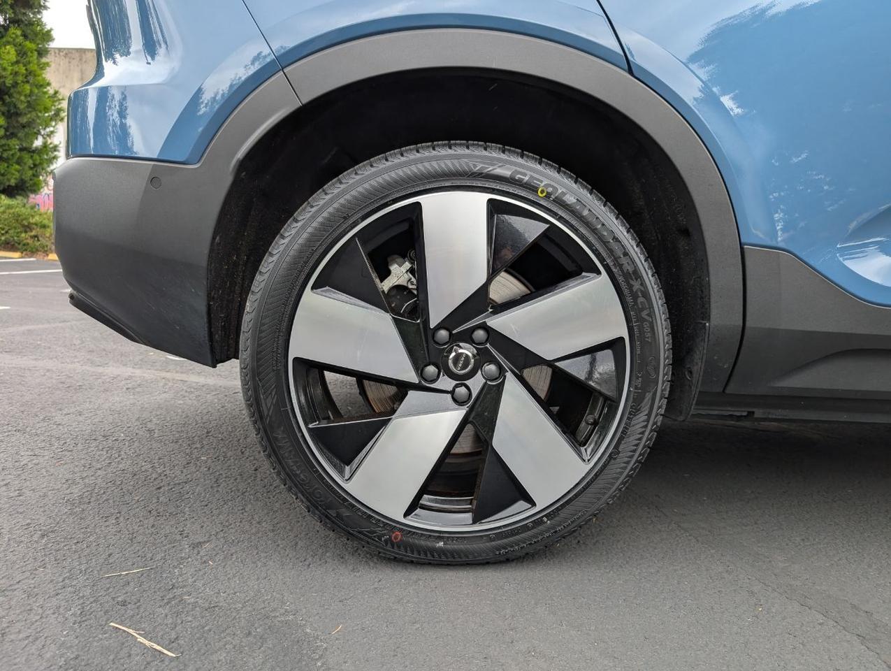 2023 Volvo XC40 Recharge Twin Motor ULTIMATE | 402hp, HK Premium Audio, Pilot Assist * Portland OR