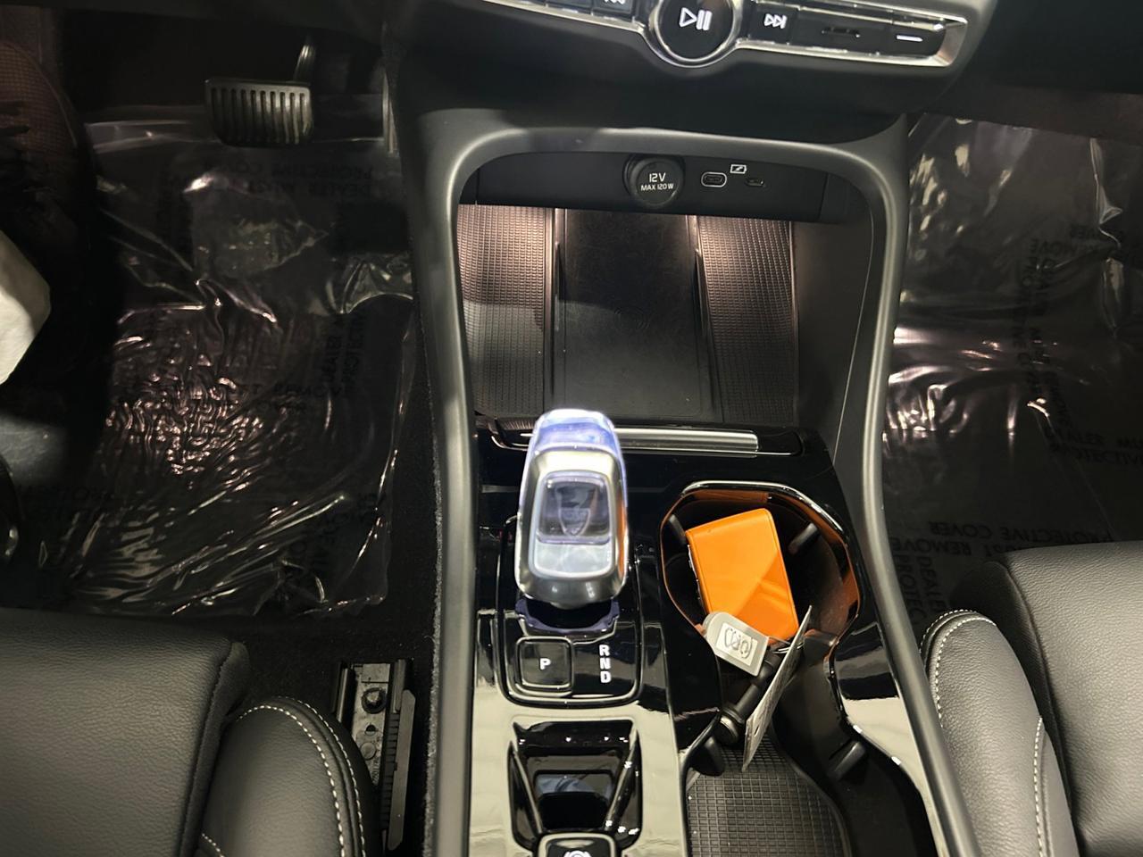 2023 Volvo XC40 Ultimate Bright Theme New Braunfels TX