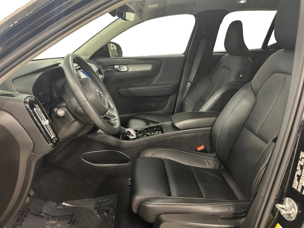 2023 Volvo XC40 Ultimate Bright Theme New Braunfels TX