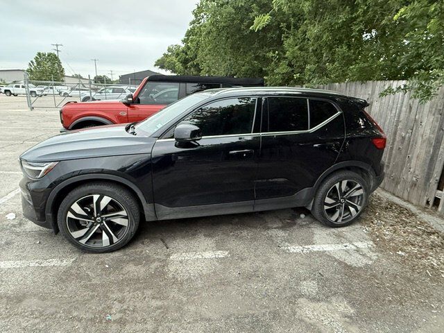 2023 Volvo XC40 Ultimate Bright Theme New Braunfels TX