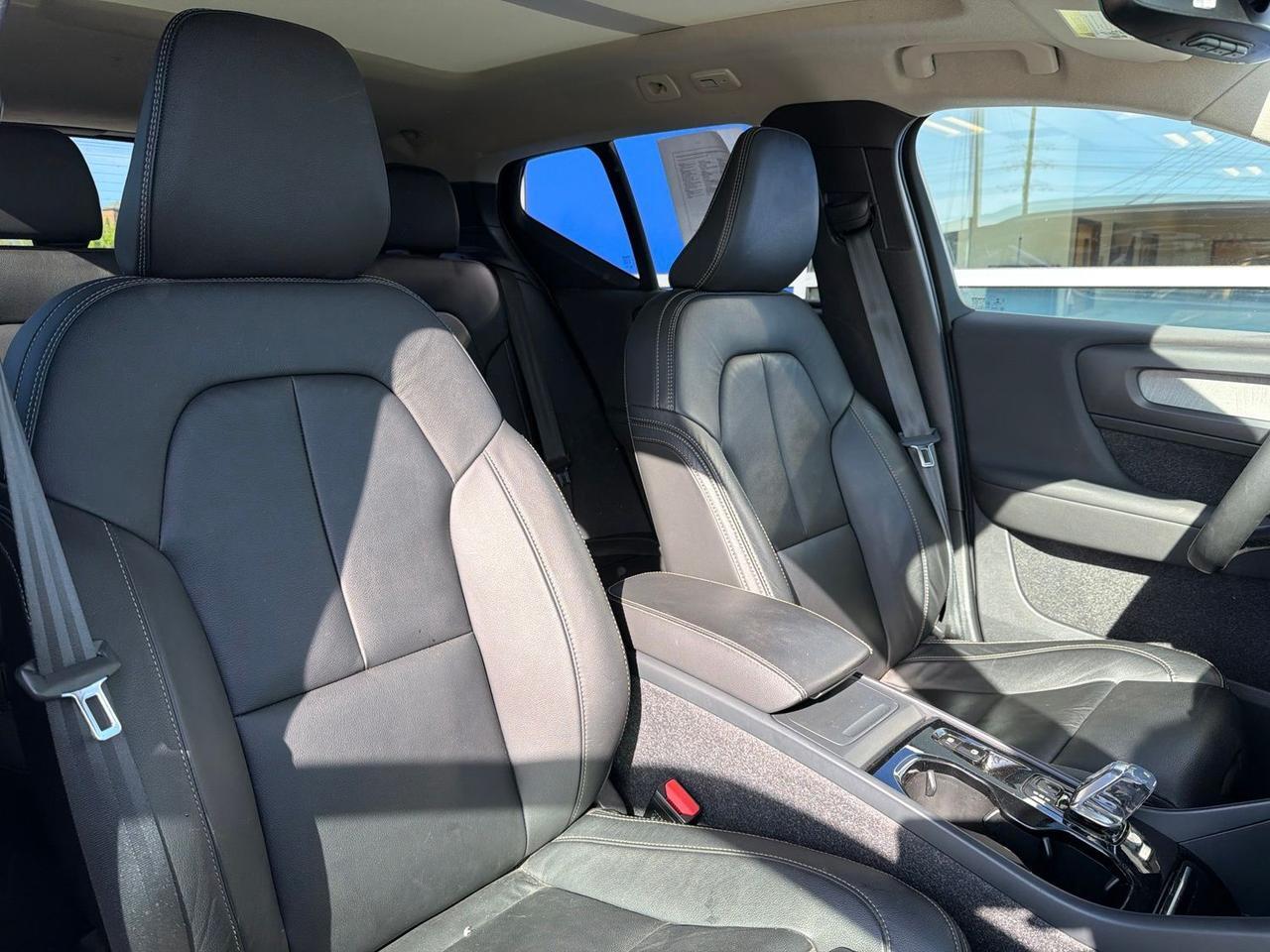 2023 Volvo XC40 Ultimate Bend OR