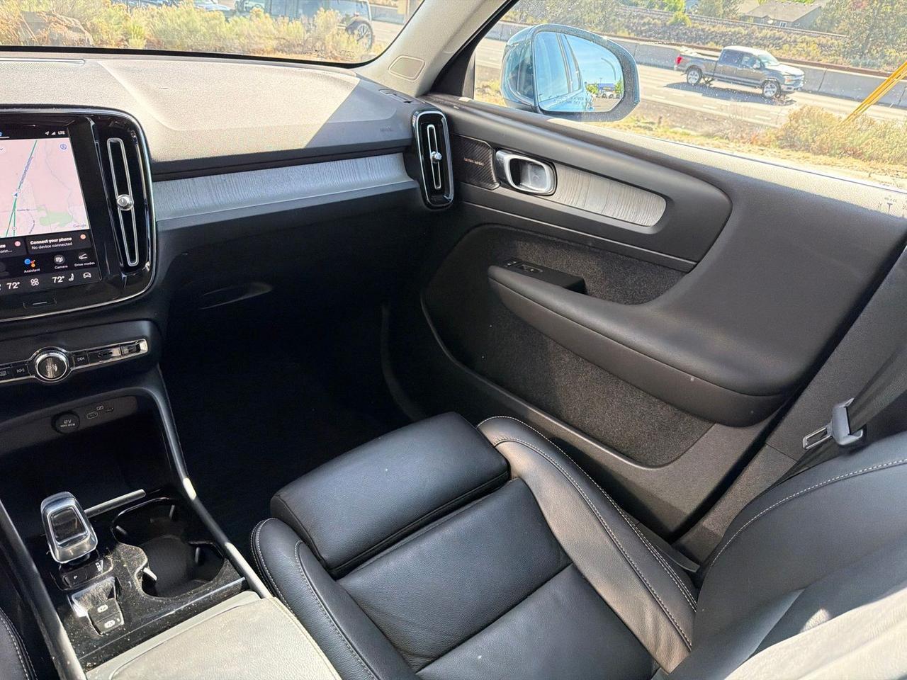 2023 Volvo XC40 Ultimate Bend OR