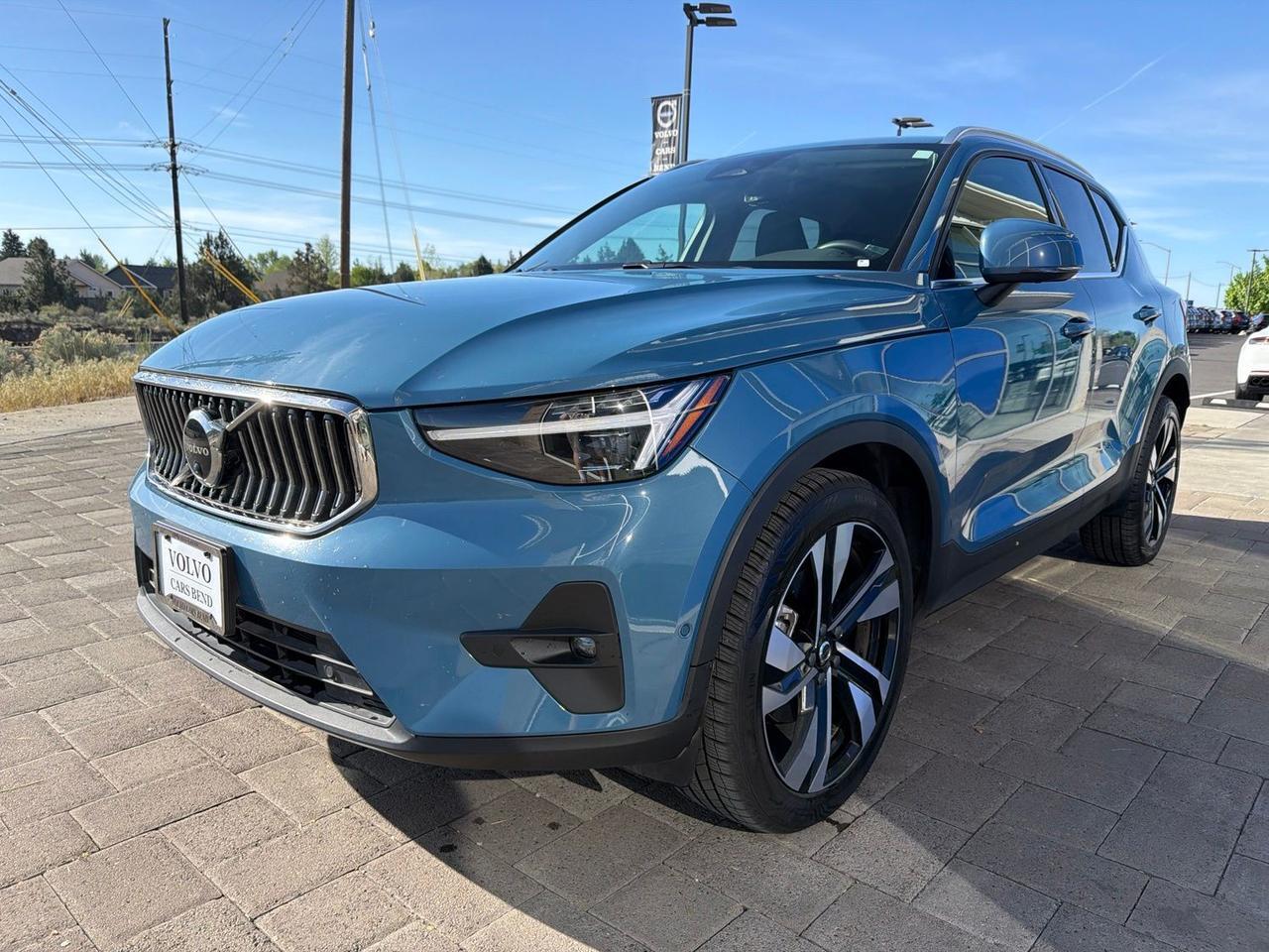 2023 Volvo XC40 Ultimate Bend OR