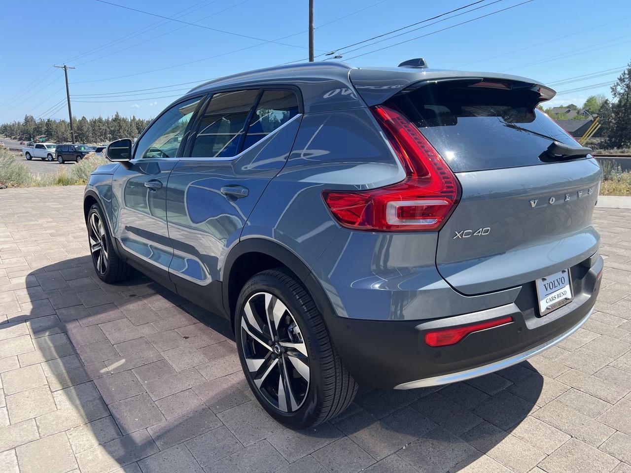 2023 Volvo XC40 Ultimate Bend OR
