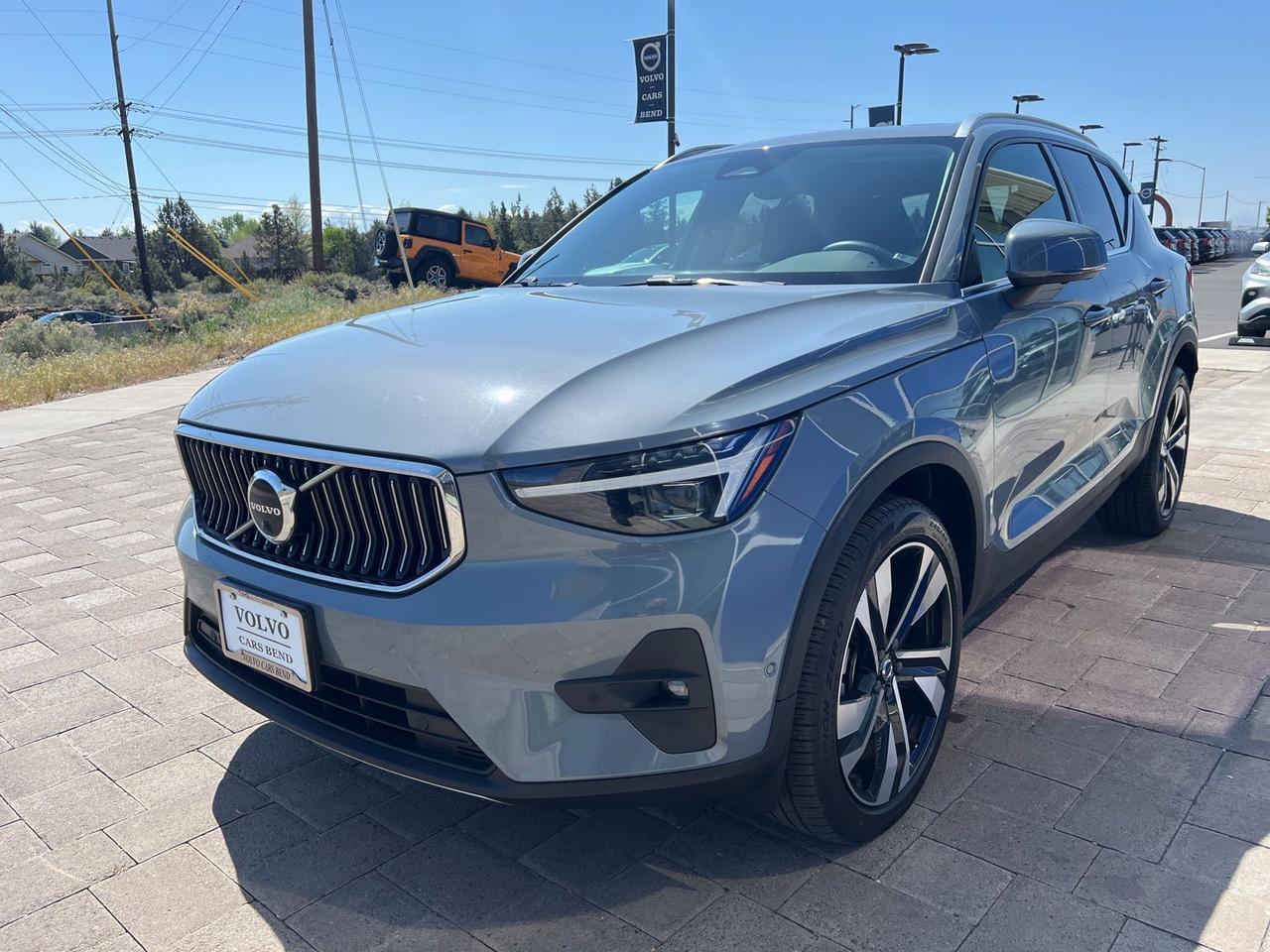 2023 Volvo XC40 Ultimate Bend OR