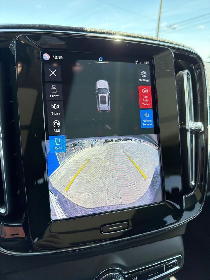2023 Volvo XC40 Ultimate Bend OR