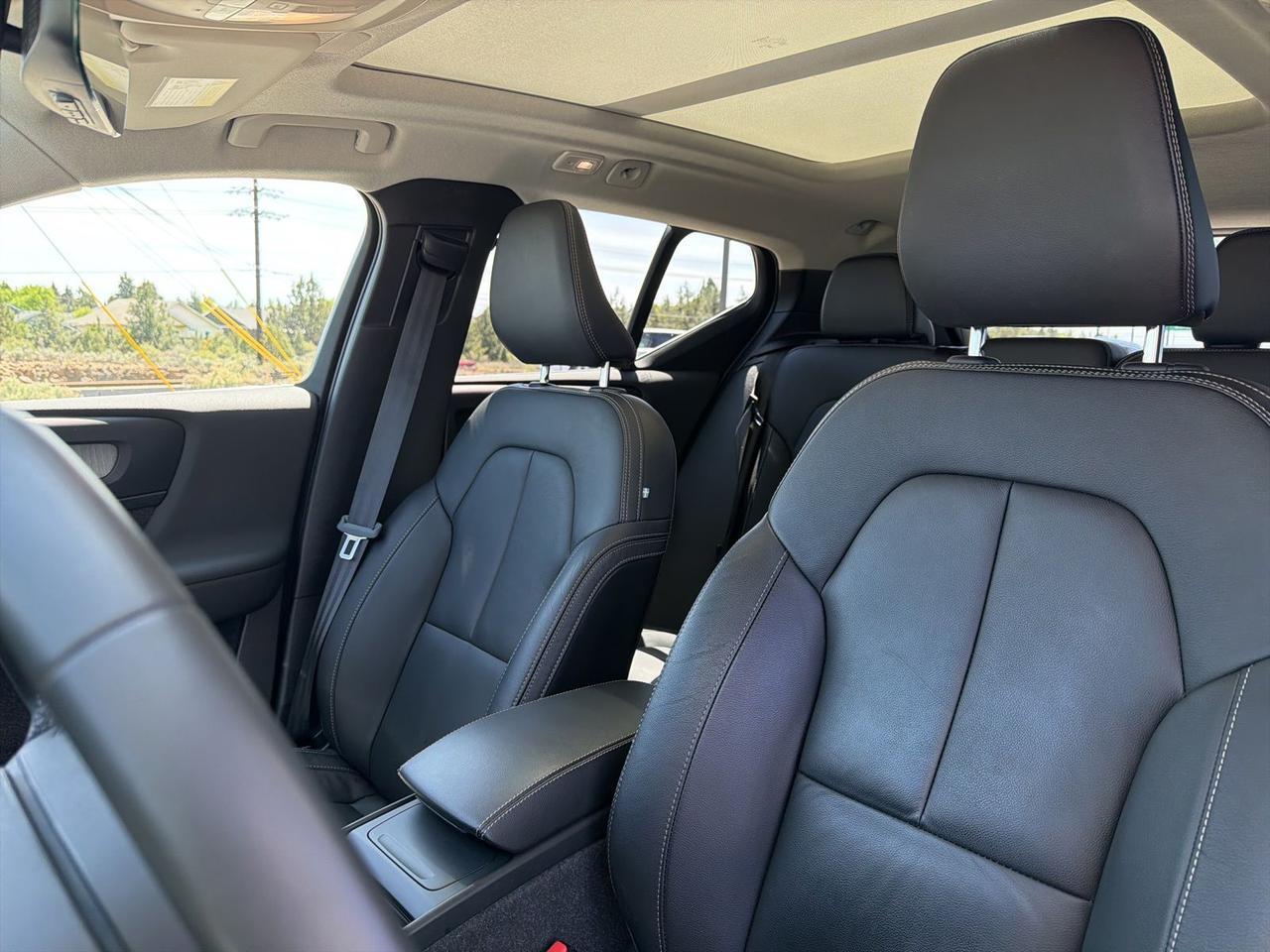 2023 Volvo XC40 Ultimate Bend OR
