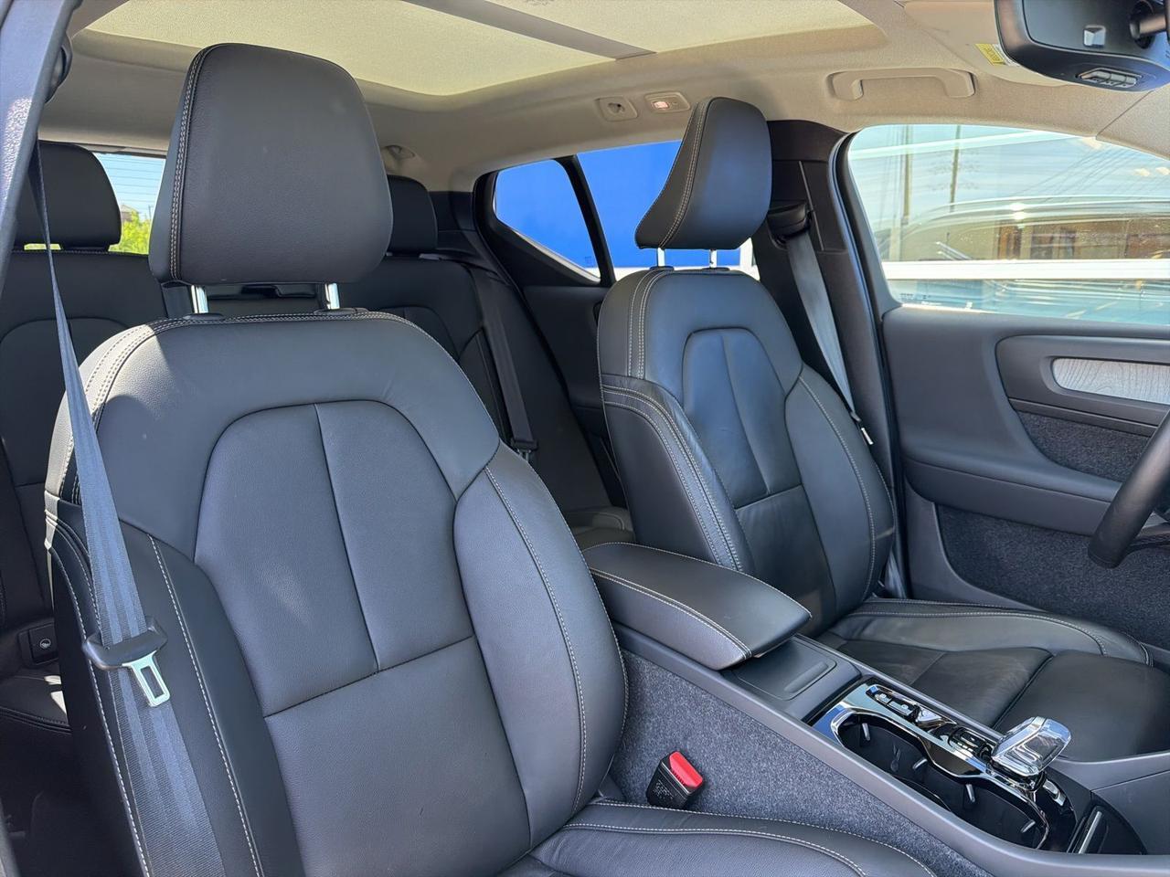2023 Volvo XC40 Ultimate Bend OR