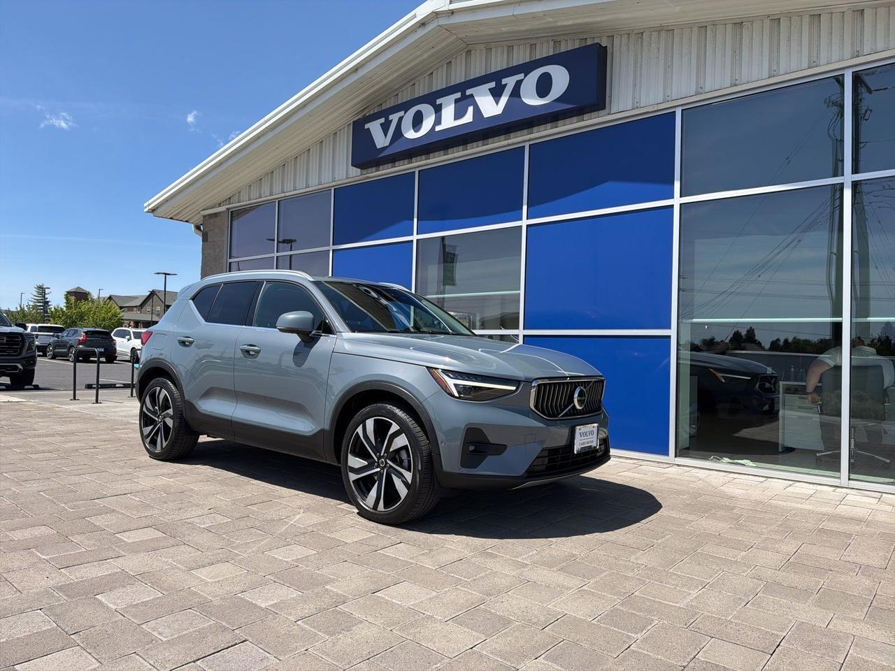 2023 Volvo XC40 Ultimate Bend OR
