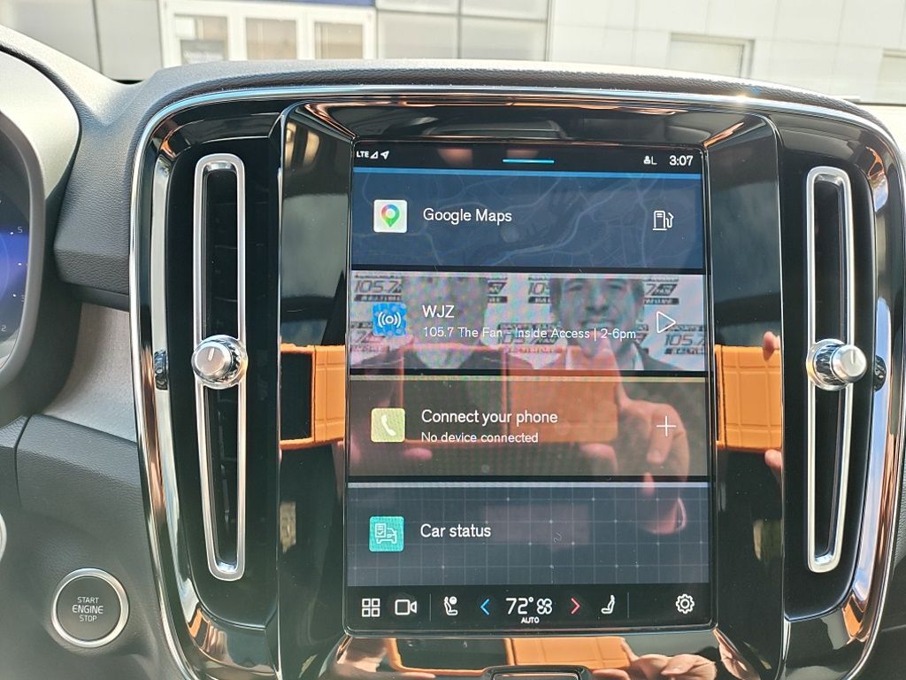 2023 Volvo XC40 Ultimate Hunt Valley MD