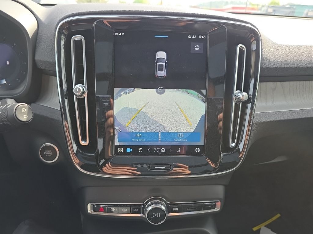 2023 Volvo XC40 Ultimate Hunt Valley MD