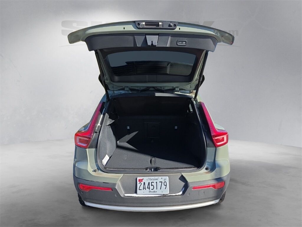 2023 Volvo XC40 Ultimate Hunt Valley MD