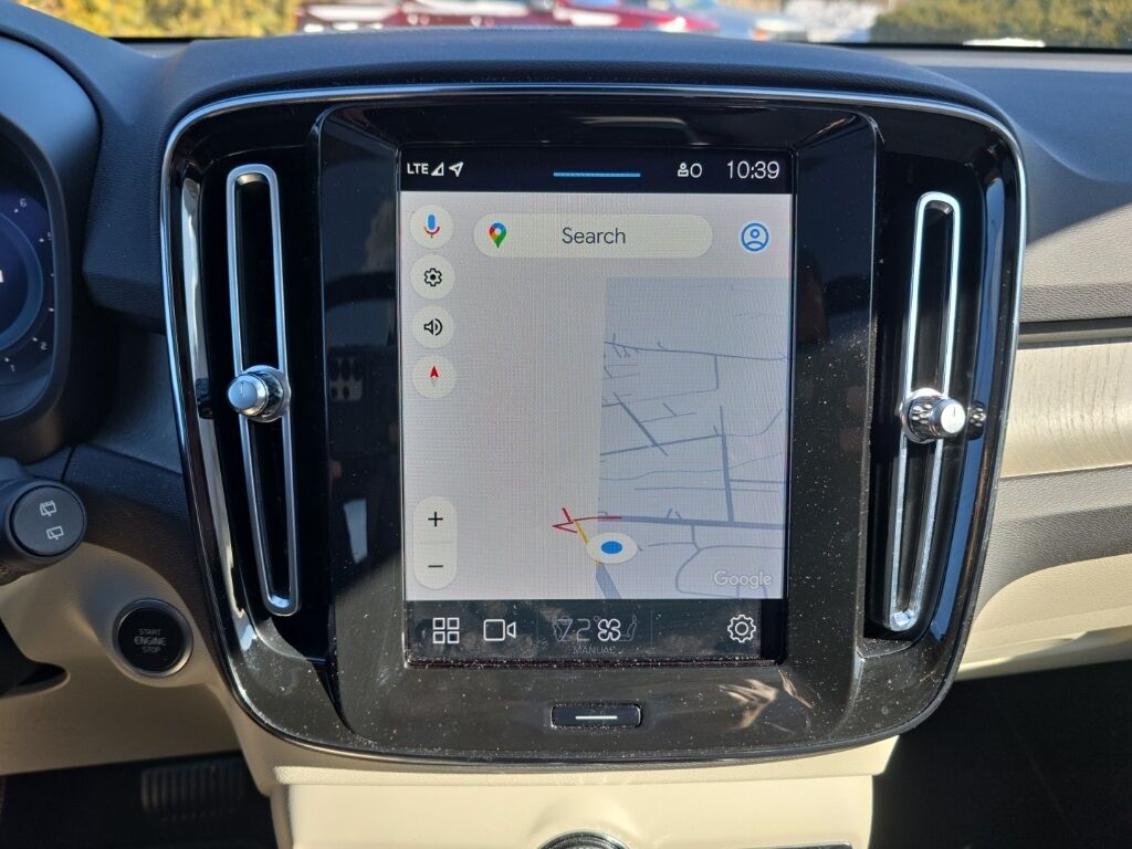 2023 Volvo XC40 Ultimate Hunt Valley MD