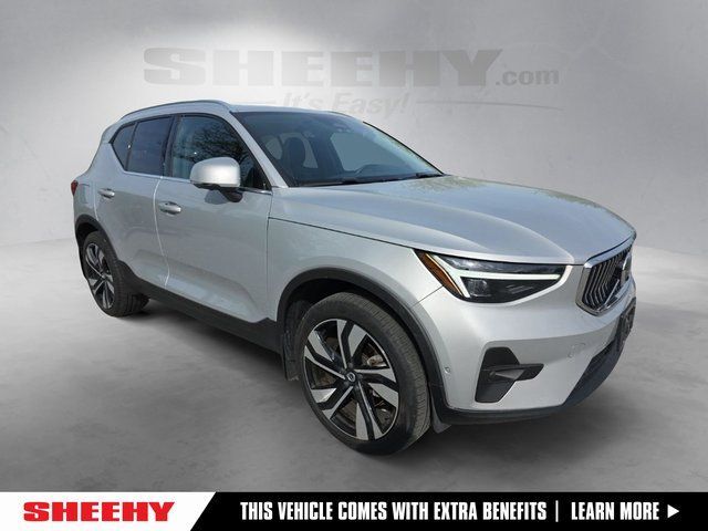 2023 Volvo XC40 Ultimate