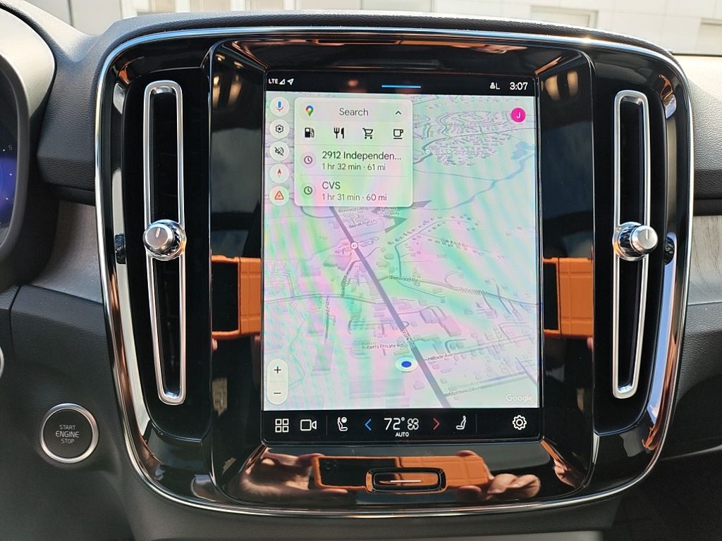 2023 Volvo XC40 Ultimate Hunt Valley MD