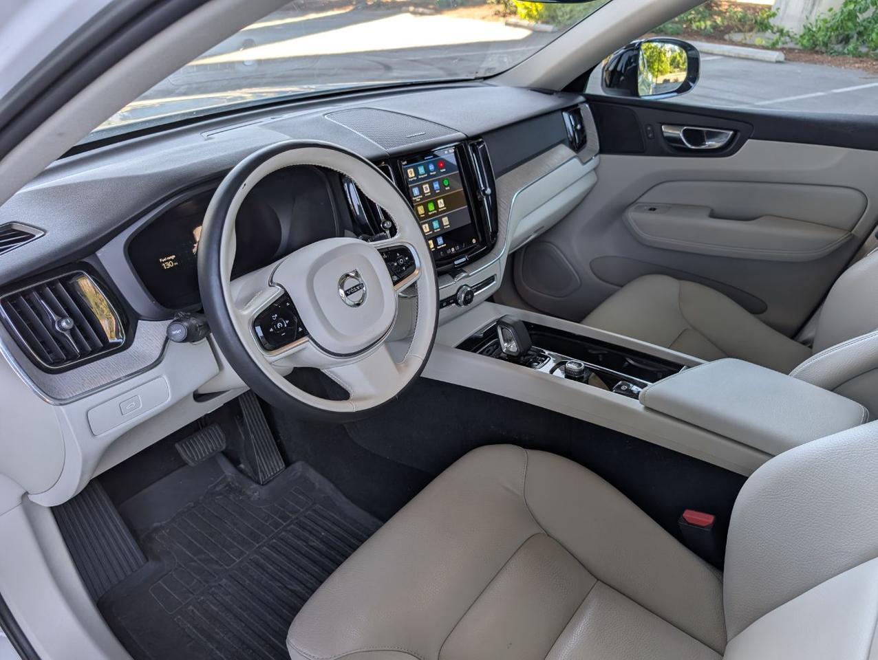 2023 Volvo XC60 B5 AWD Hybrid PLUS w/Harman Kardon, Pilot Assist, 360 Cam, 4 Heated Seats & Portland OR