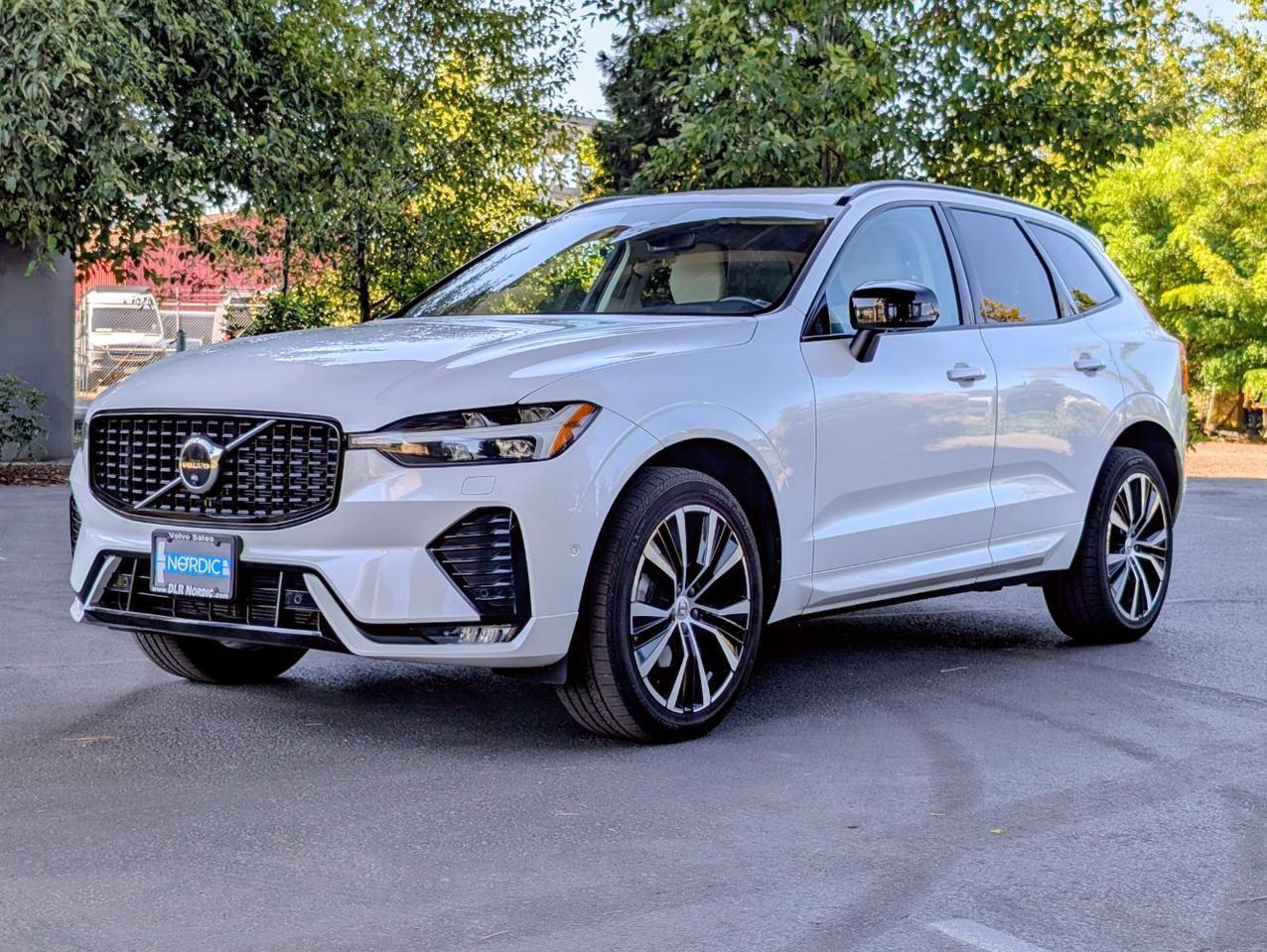 2023 Volvo XC60 B5 AWD Hybrid PLUS w/Harman Kardon, Pilot Assist, 360 Cam, 4 Heated Seats & Portland OR